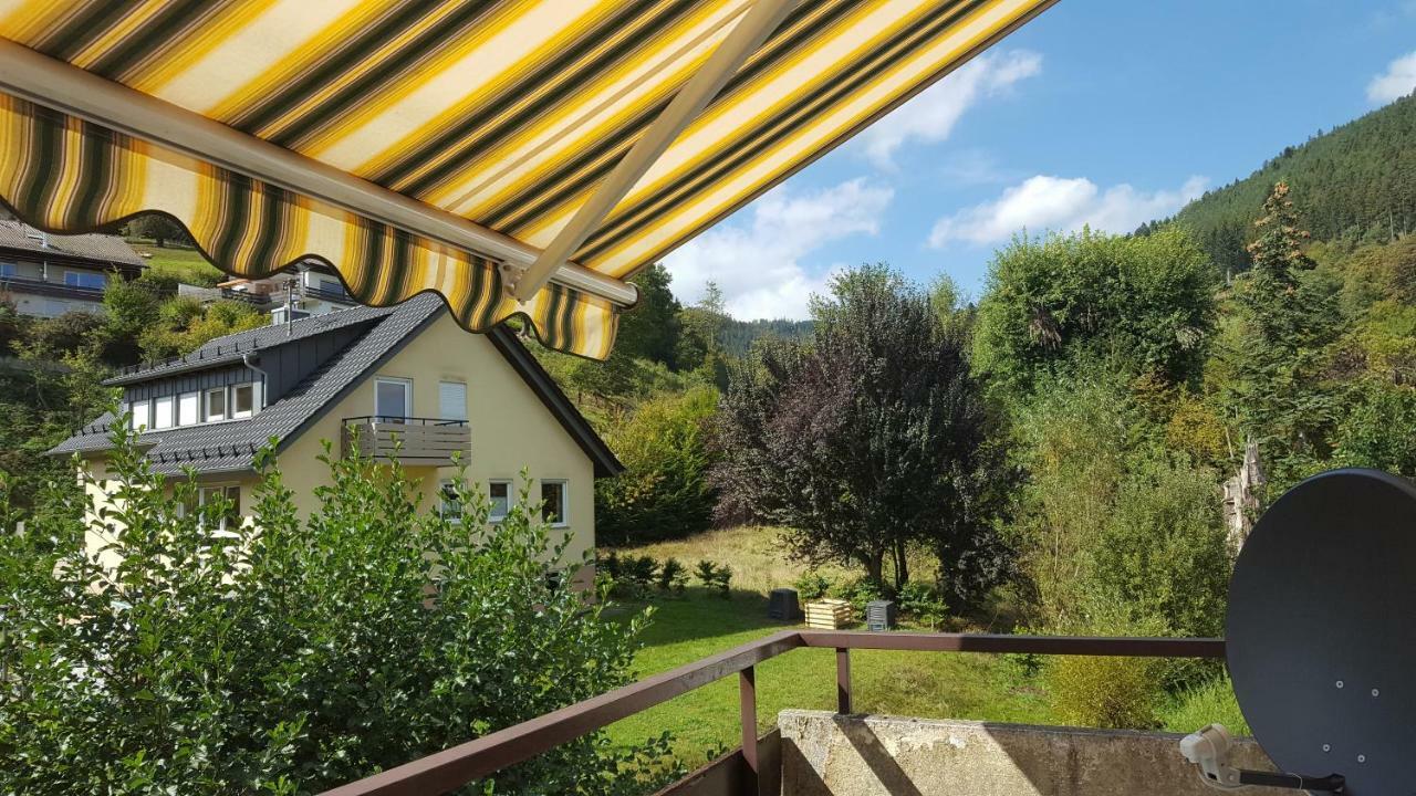 Ferienwohnung Am Kurpark Bad Wildbad Dış mekan fotoğraf
