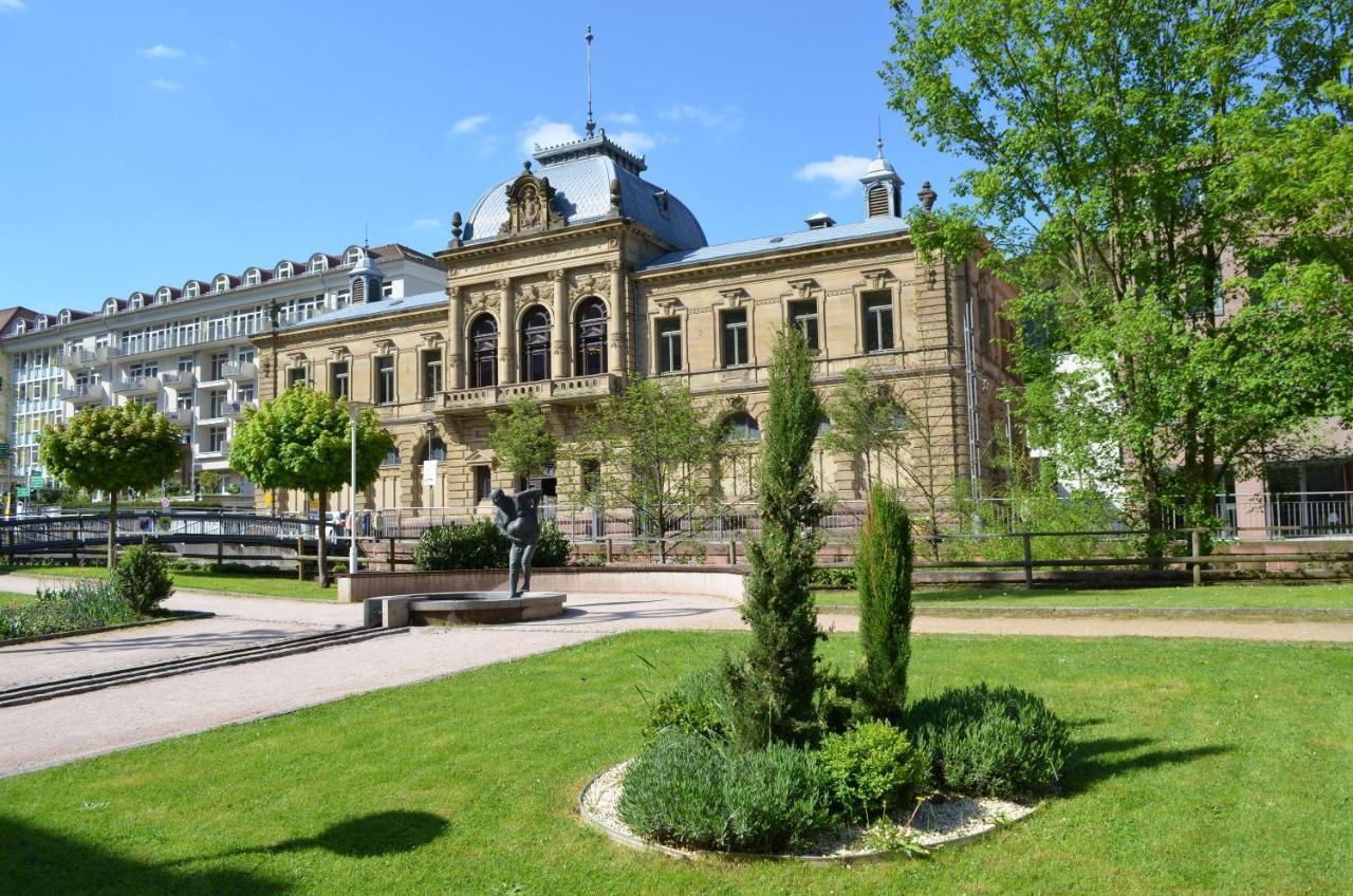 Ferienwohnung Am Kurpark Bad Wildbad Dış mekan fotoğraf